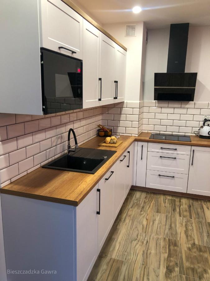 Apartament Caloroczny Bieszczadzka Gawra Ustrzyki Dolne Eksteriør bilde