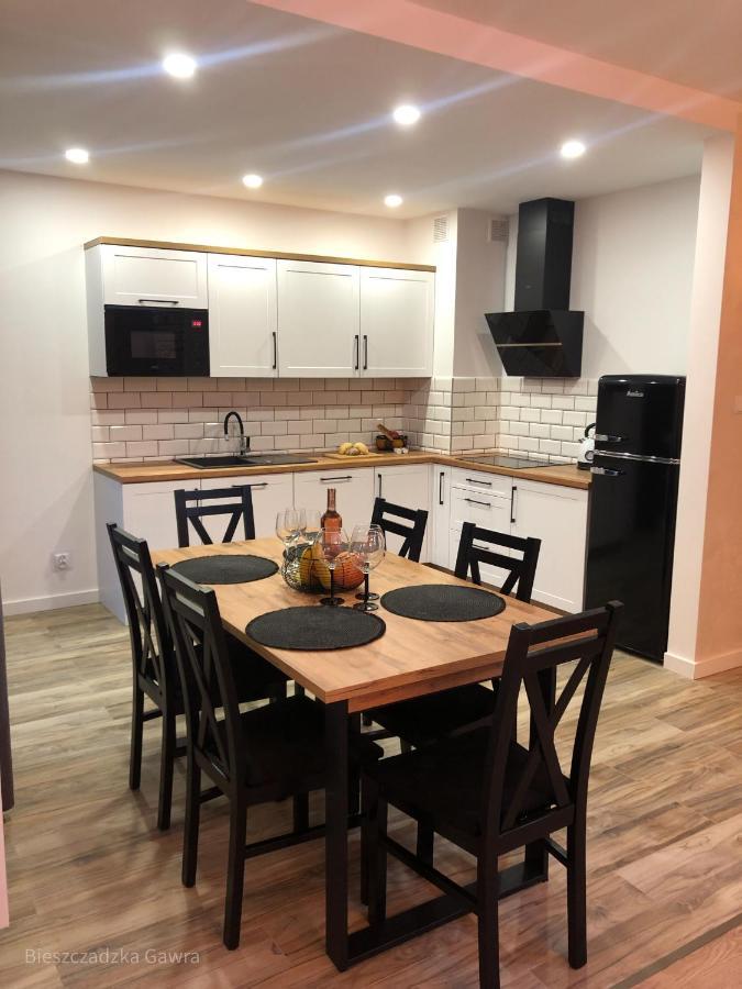 Apartament Caloroczny Bieszczadzka Gawra Ustrzyki Dolne Eksteriør bilde